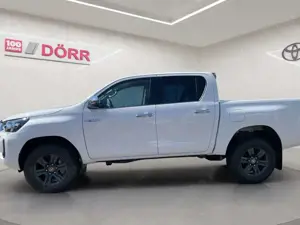 Toyota Hilux 4x4 Double Cab MHEV Autm. Comfort Navi+PDC* Bild 2