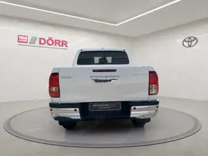 Toyota Hilux 4x4 Double Cab MHEV Autm. Comfort Navi+PDC* Bild 4
