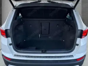 SEAT Ateca Xcellence 4Drive 1.4 TSI DSG AHK-klappbar Navi 360 Bild 5