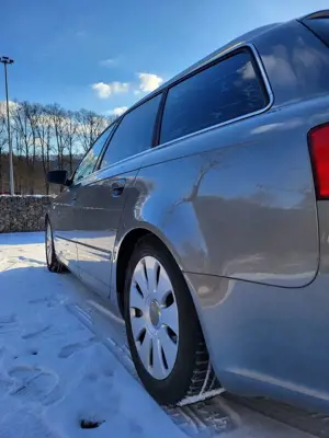 Audi A4 Avant 1.8 T Bild 2