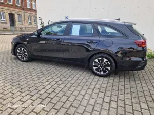 Kia Ceed SW / cee'd SW 1,5 T-GDI DCT7 Spin Bild 3