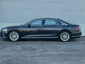 Audi A8 Bild 4