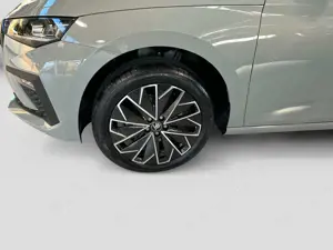 Skoda Scala Balance TSI DSG 150PS AHK Navi LED Assiste Bild 5