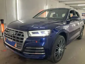 Audi Q5 2.0 TFSI quattro S LINE*LED*NAVI*VC*AHK*1.HD*