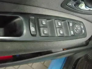 Renault Scenic III Paris de luxe Navi Start/Stopp Bild 4