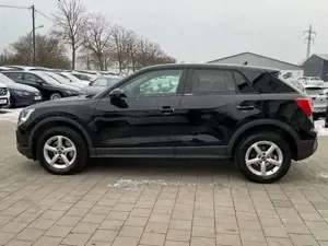 Audi Q2 35 TDI ACC DAB Keyless Klima LED Navi RFK SHZ Bild 2