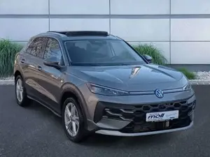 Volkswagen T-Roc Style 1.5 eTSI 150 PS DSG, Pano, Navi.. Bild 5