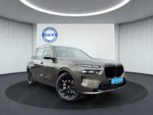 BMW X7 xDrive 40 d*1.HAND*HUD*MASSAGE*AHK*SKY*LASER*