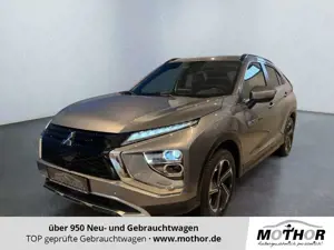 Mitsubishi Eclipse Cross Plus 2.4 MIVEC PHEV TEMP NAVI PDC