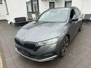Skoda Octavia Sportline 4x4 Panoramadach LED Digital-Tach Automa