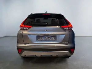 Mitsubishi Eclipse Cross Plus 2.4 MIVEC PHEV TEMP NAVI PDC Bild 4