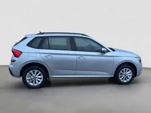 Skoda Kamiq 1.5 TSI Selection LED PDC AHK KAMERA Bild 5
