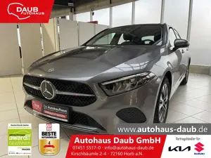 Mercedes-Benz A 180 Progressive+Automatik+ Premium Navi+SHZ+