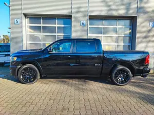 Dodge RAM 1500 Limited Night 3,0L L6 SST H.O. CrewCab Bild 3