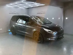 Ford Galaxy Titanium XEN*SPUR*AHK*7-SITZ