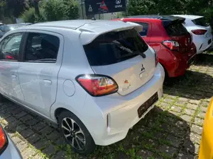 Mitsubishi Space Star Select+ 1.2 MIVEC ClearTec 5-Gang Bild 4