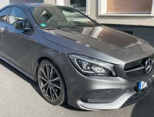 Mercedes-Benz CLA 200 CLA 200 7G-DCT AMG Line