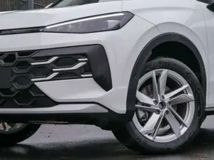 Volkswagen T-Roc 1.5 eTSI DSG Technikpaket Lichtpaket Bild 5