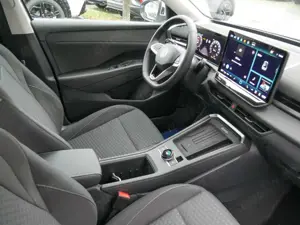 Volkswagen T-Roc 1.5 eTSI DSG Technikpaket Lichtpaket Bild 3