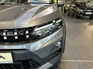 Dacia Jogger TCe 110PS Journey Bild 3