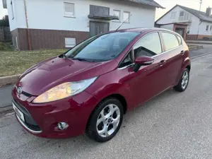 Ford Fiesta Titanium *Keyless*Klima*Sitzheizung*121tkm*HU NEU*