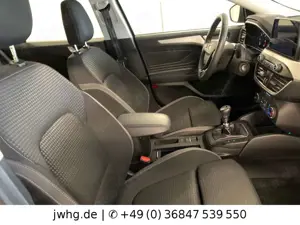 Ford Focus Turnier Cool Navi ACC 16" Sportsitze DAB+ Bild 3