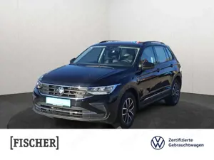 Volkswagen Tiguan 1.5TSI DSG Life LED AHK Carplay SHZ ACC PDC