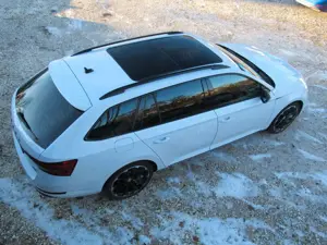 Skoda Superb 2.0 TSI DSG 4x4 SPORTLINE 360° Standheizu Bild 5