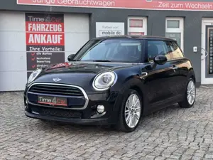 MINI Cooper LED Navi SHZ Leder PDC 1.Hand Bild 2
