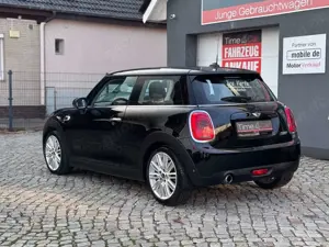 MINI Cooper LED Navi SHZ Leder PDC 1.Hand Bild 4