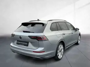 Volkswagen Golf Variant Style 1.5 eTSI OPF 7-Gang-DSG Bild 3