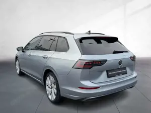 Volkswagen Golf Variant Style 1.5 eTSI OPF 7-Gang-DSG Bild 2