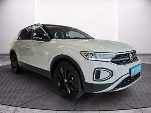 Volkswagen T-Roc 1.5 TSI Life KLIMA SHZ PDC LM18 VORB.NAVI Bild 3
