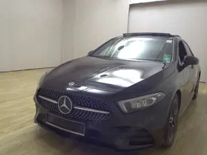 Mercedes-Benz A 180 Lim. d AMG-Line Navi LED Panorama Sound Bild 2