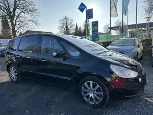 Ford S-Max 2.2 Titanium*NAVI*AHK*Zahnriemen*Allwetterreifen Bild 5
