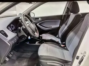 Hyundai i20 blue 1.2 Classic