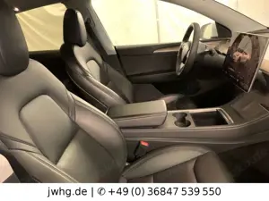 Tesla Model Y Long Range Dual AWD|Autopilot|Pano|Kam Bild 3