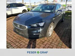 SEAT Leon Sportstourer 2.0 TDI DSG Xcellence AHK*Navi*ACC*Re