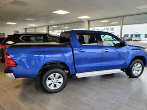 Toyota Hilux Double Cab Comfort 4x4* AHK 3t.* nur 19.000 km! Bild 3