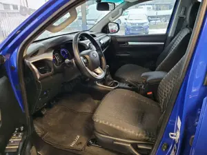 Toyota Hilux Double Cab Comfort 4x4* AHK 3t.* nur 19.000 km! Bild 5