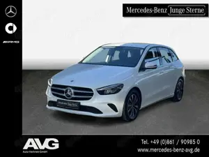 Mercedes-Benz B 200 B 200 4M Style RFK Klima MBUX Tempomat SHZ Navi