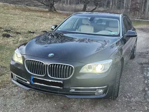 BMW 740