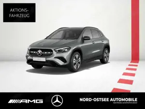 Mercedes-Benz GLA 180 PROGRESSIVE NIGHT PANO AHK DISTRON SOUND