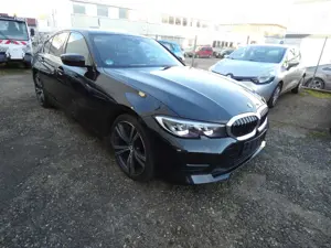 BMW 318 318 i Advantage"Live Cockpit Plus"