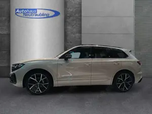 Volkswagen Touareg 3.0 TDI "R-LINE" 286 PS +LEDER+AHK+NAVI+PANO-DACH+ Bild 3