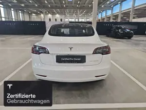 Tesla Model 3 Long Range AWD Bild 5