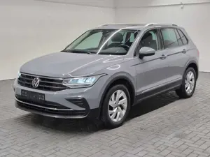 Volkswagen Tiguan Active LED/AHK/Pano/el.Heck/ACC/Navi/SHZ