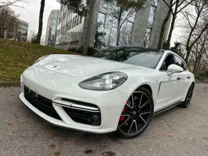 Porsche Panamera Sport Turismo TURBO"LUFT"PANO"APPROVED"