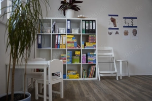 ERGOTHERAPEUTIN (m w d)  Standort Stuttgart   Unbefristet   Voll- oder Teilzeit  Bild 2