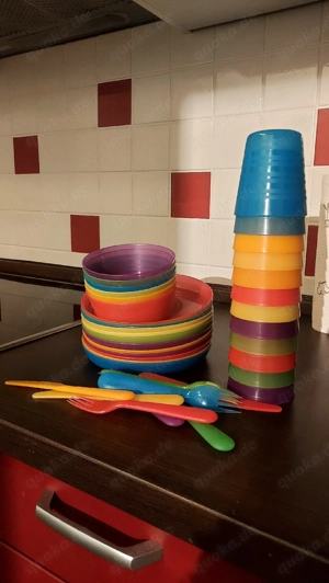 Umsonst Kindergeschirr